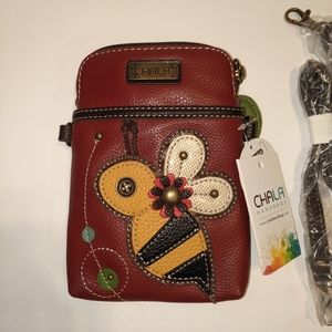 🐝 Bee Clutch with 2 straps NWT Convertible